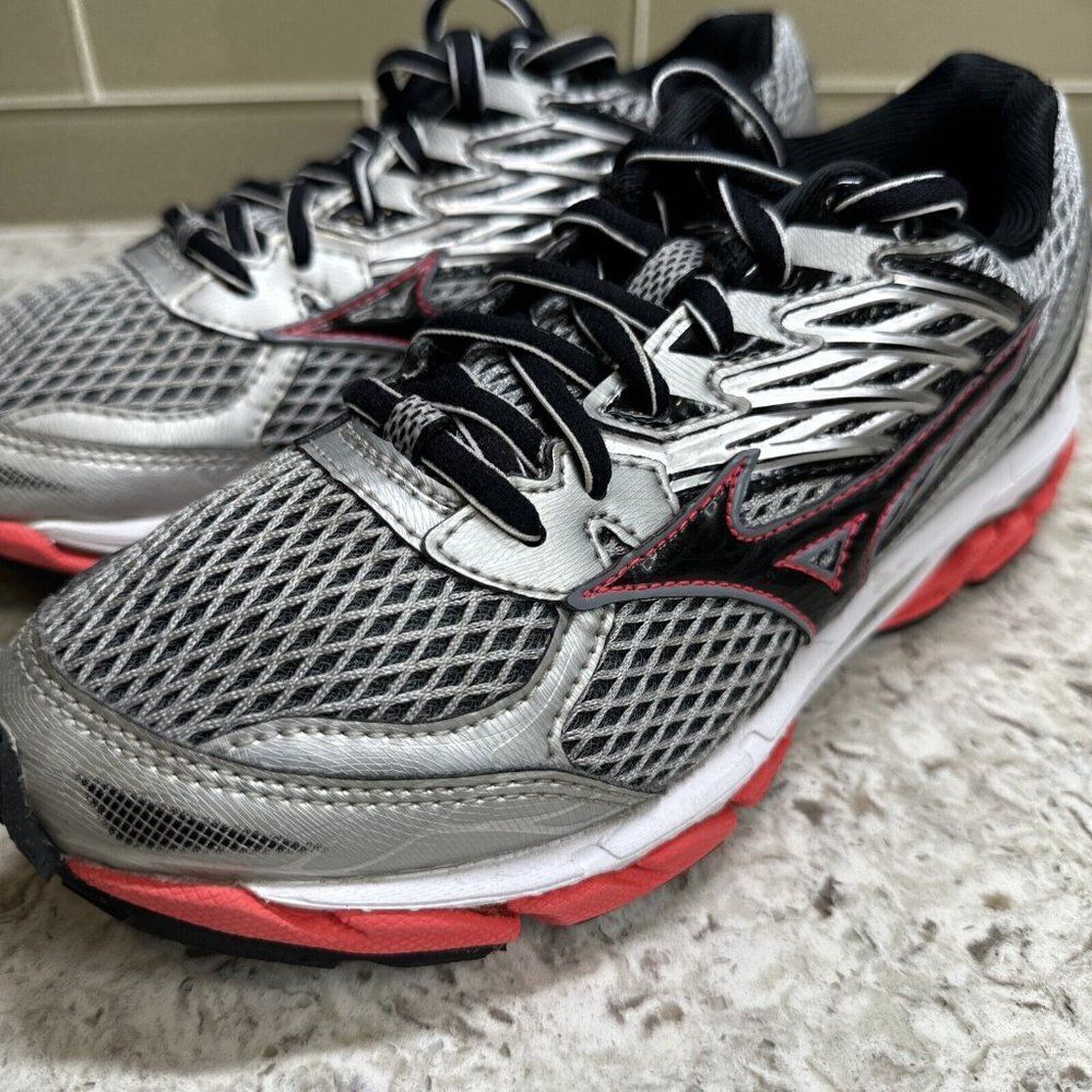 Mizuno Wave Paradox 3 Running Shoes - Picture 7 of 9